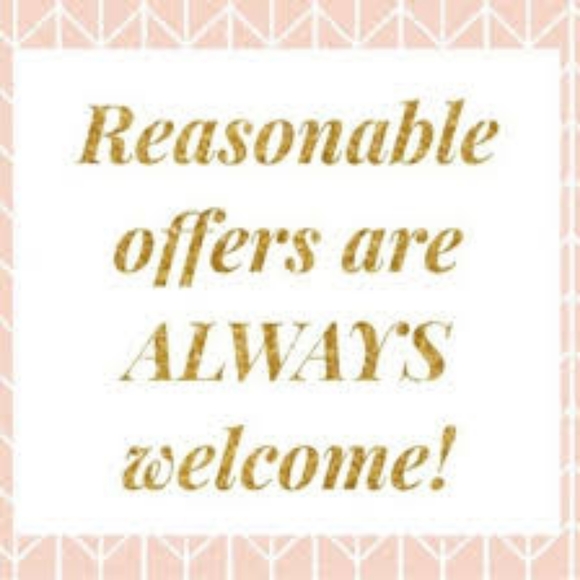 Meet your Posher, Anna - Picture 2 of 2